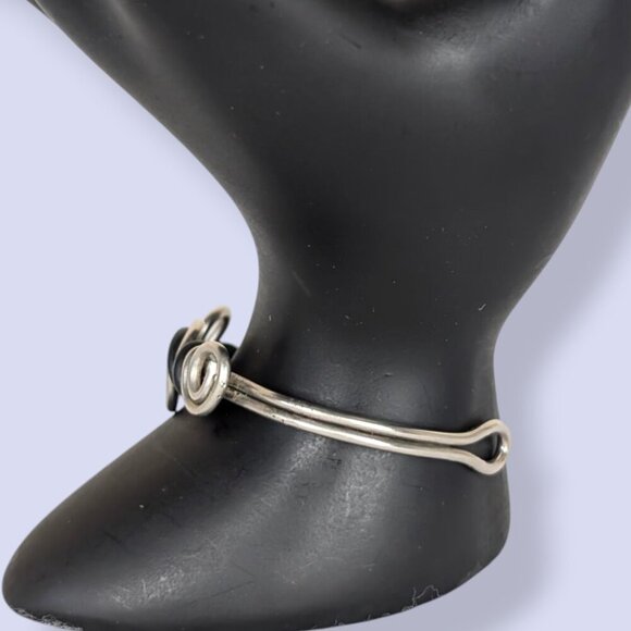 (2/$20) Twisted Wire Open Bracelet - Picture 2 of 6